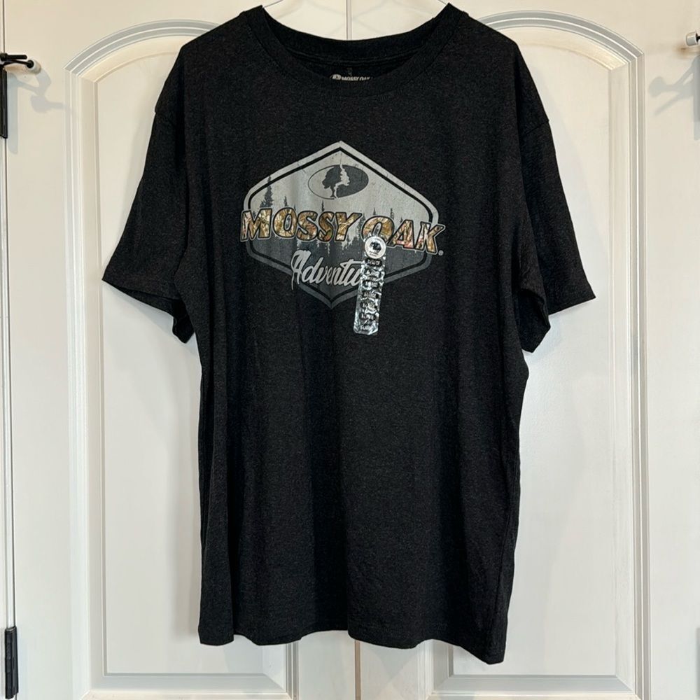 gray Mossy Oak Adventure camo tee shirt XL or 2XL